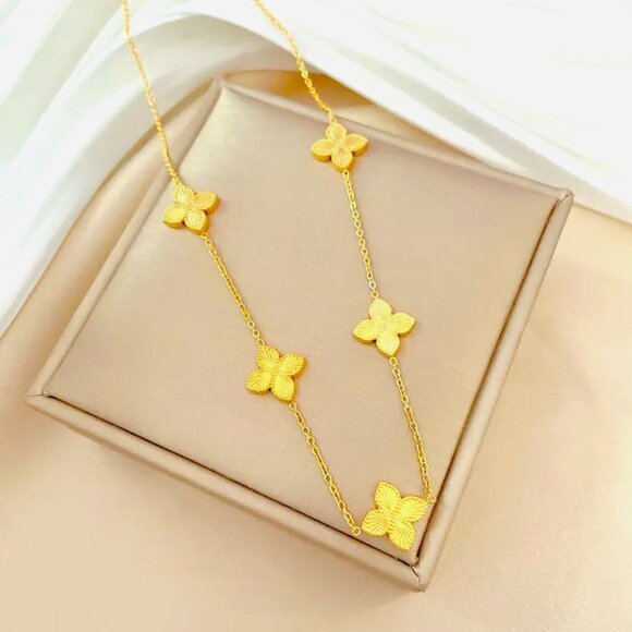 Simple Style Classic Style Gold Plated Clover Over Titanium Steel Necklace… - Picture 1 of 1